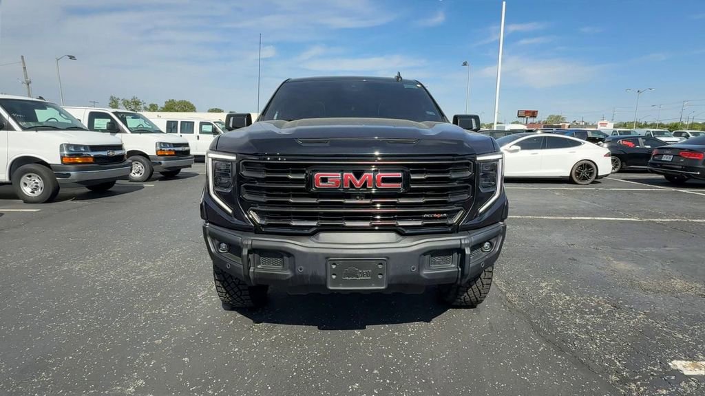 Used 2023 GMC Sierra 1500 AT4X AWD/4WD image 3