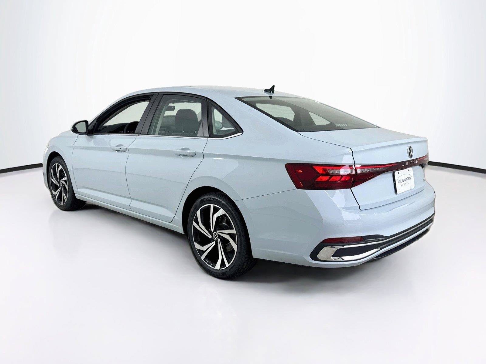 New 2027 Volkswagen Jetta SEL FWD image 7
