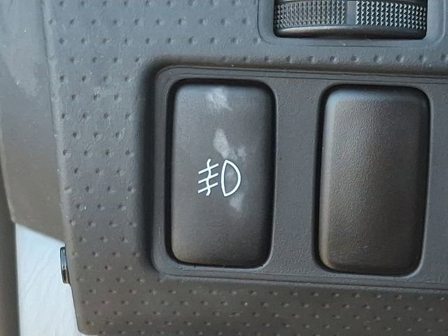 Used 2015 Toyota Tacoma PreRunner w/ TRD Sport Package image 25