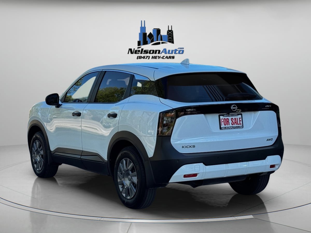 Used 2025 Nissan Kicks S AWD/4WD image 8