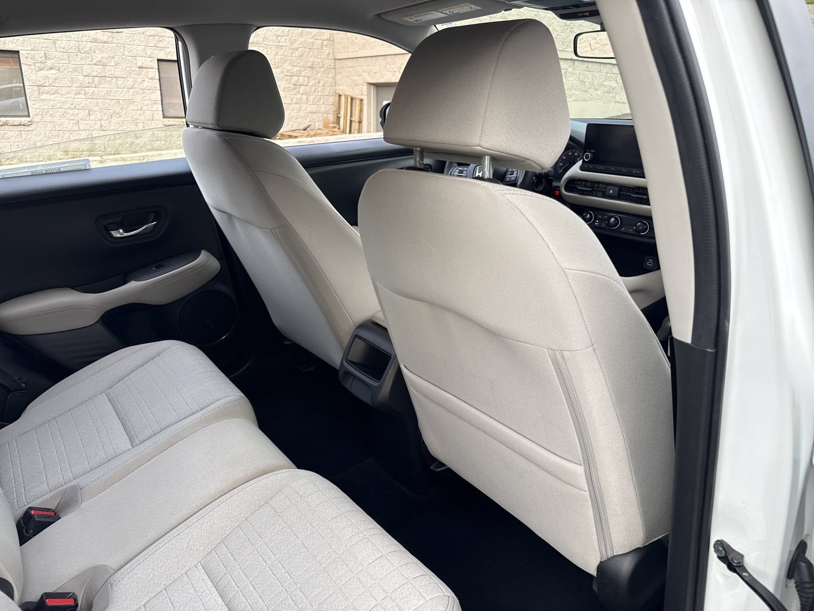 Used 2024 Honda HR-V LX image 29