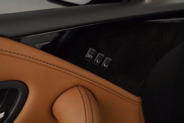 Used 2023 INFINITI QX80 Sensory image 12