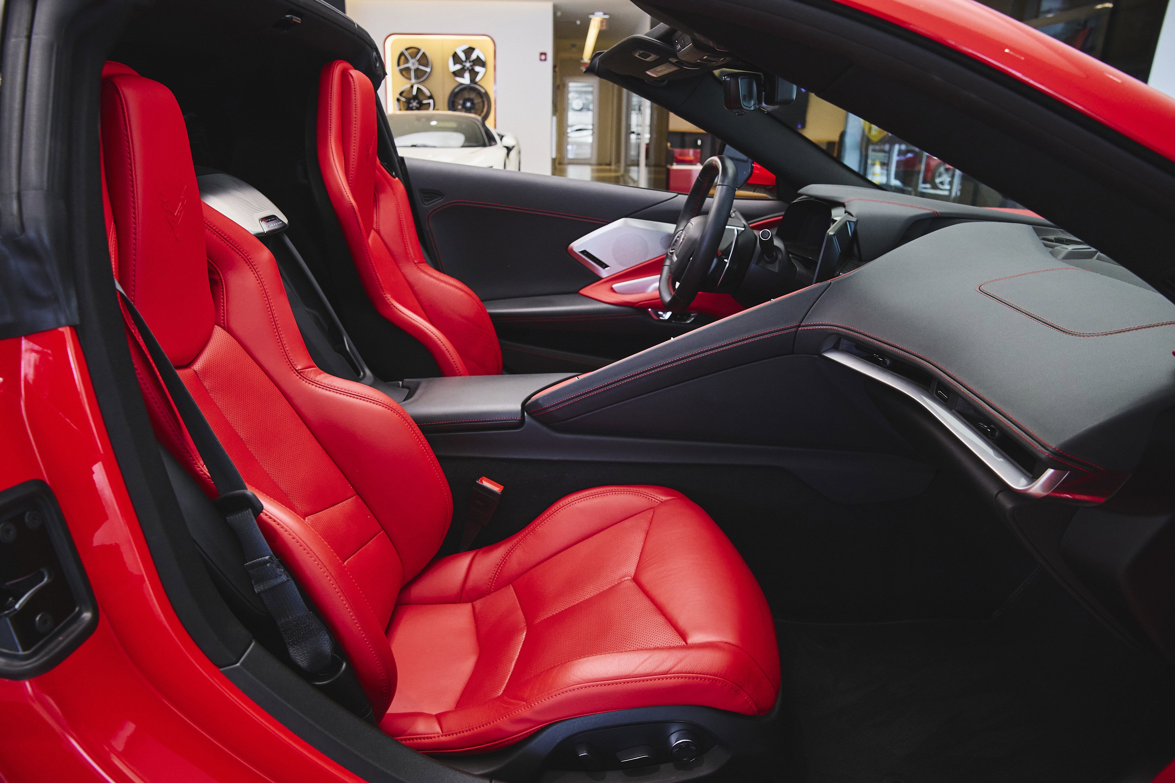 Used 2021 Chevrolet Corvette Stingray Preferred Cpe w/ 2LT image 33