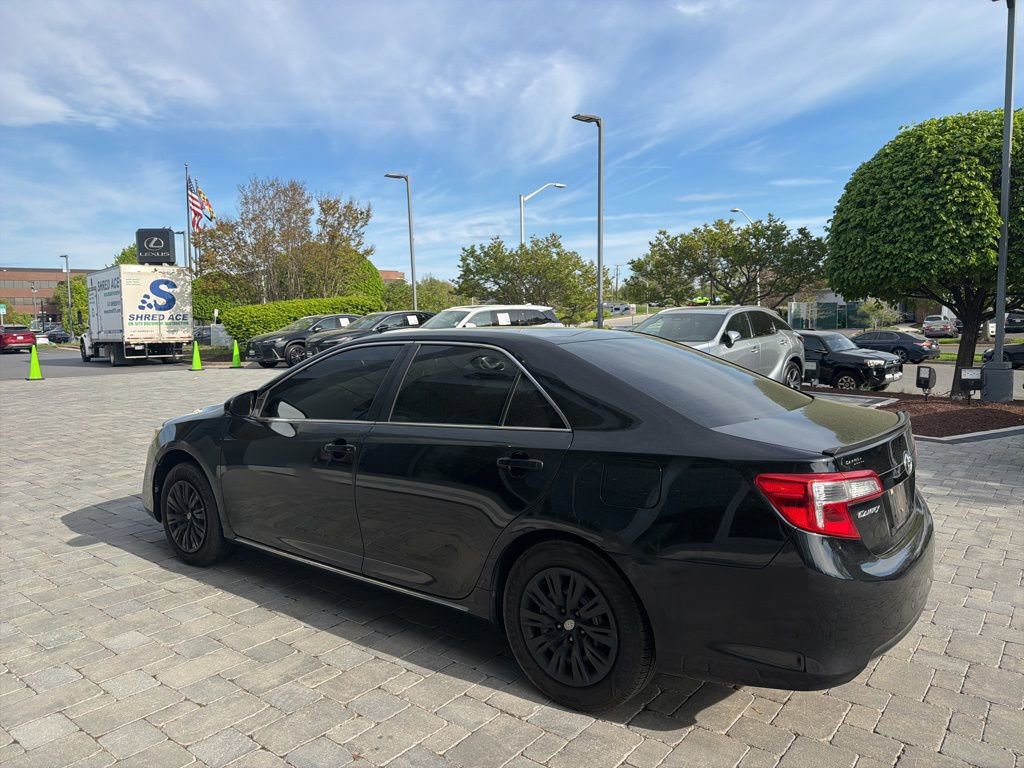 Used 2014 Toyota Camry LE FWD image 20