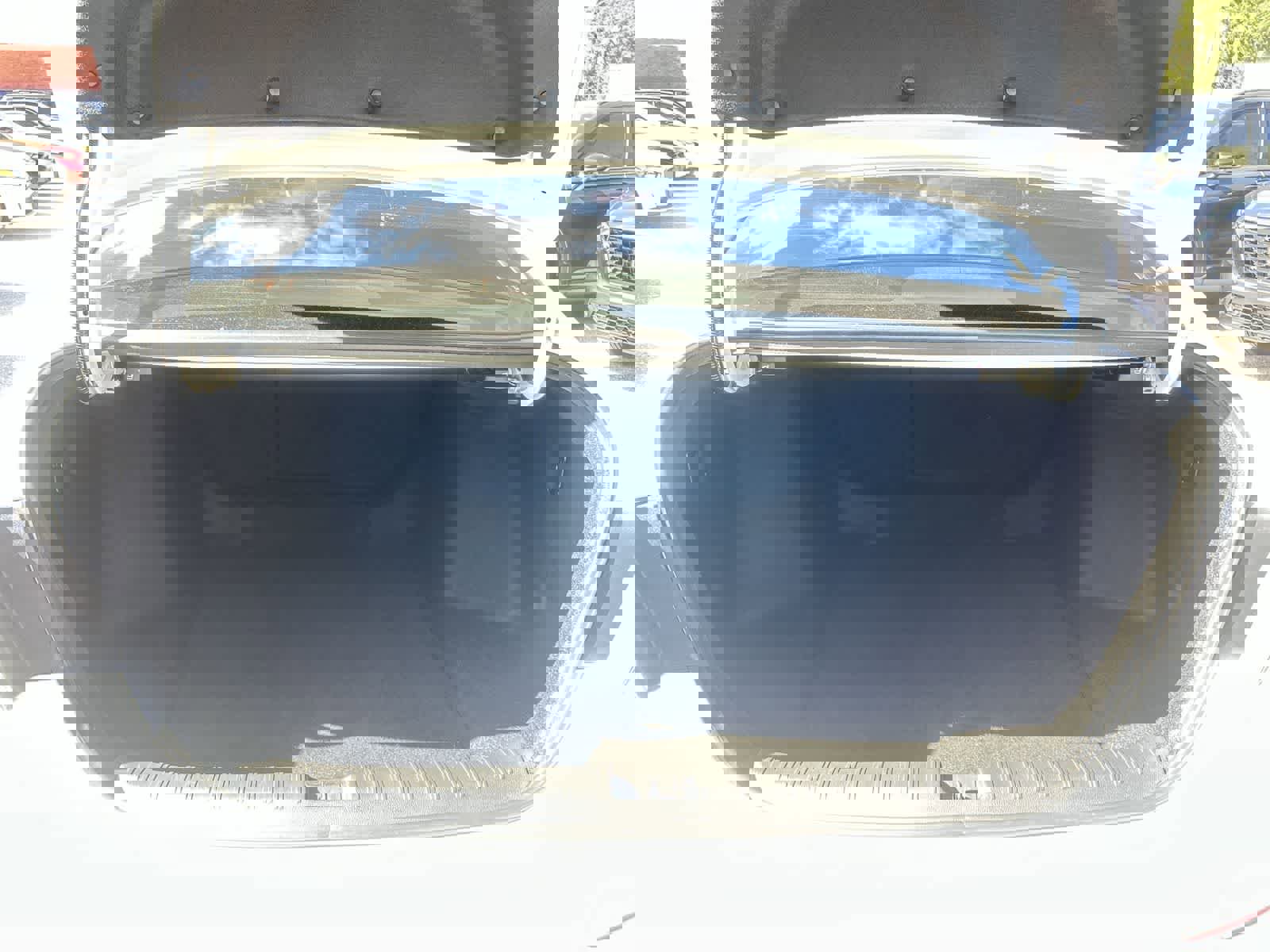 Used 2024 Honda Accord Touring image 9