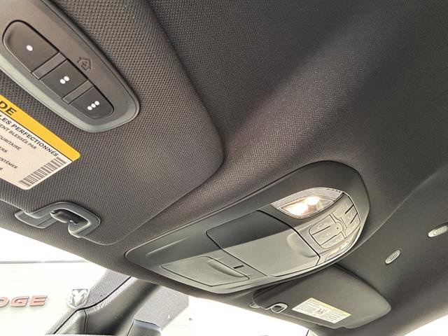 New 2026 Chrysler Pacifica Select image 18