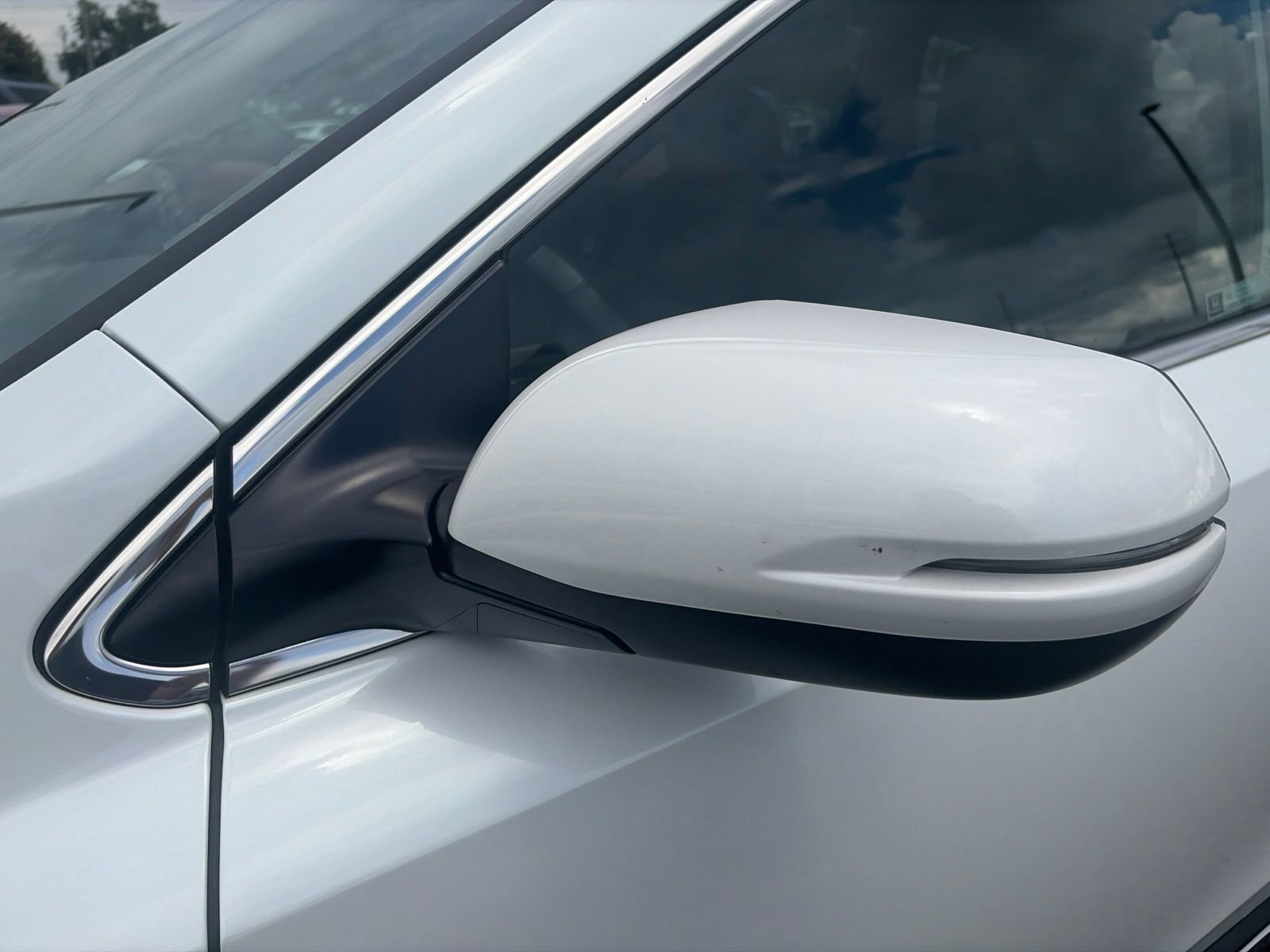 Used 2022 Honda CR-V Touring image 13