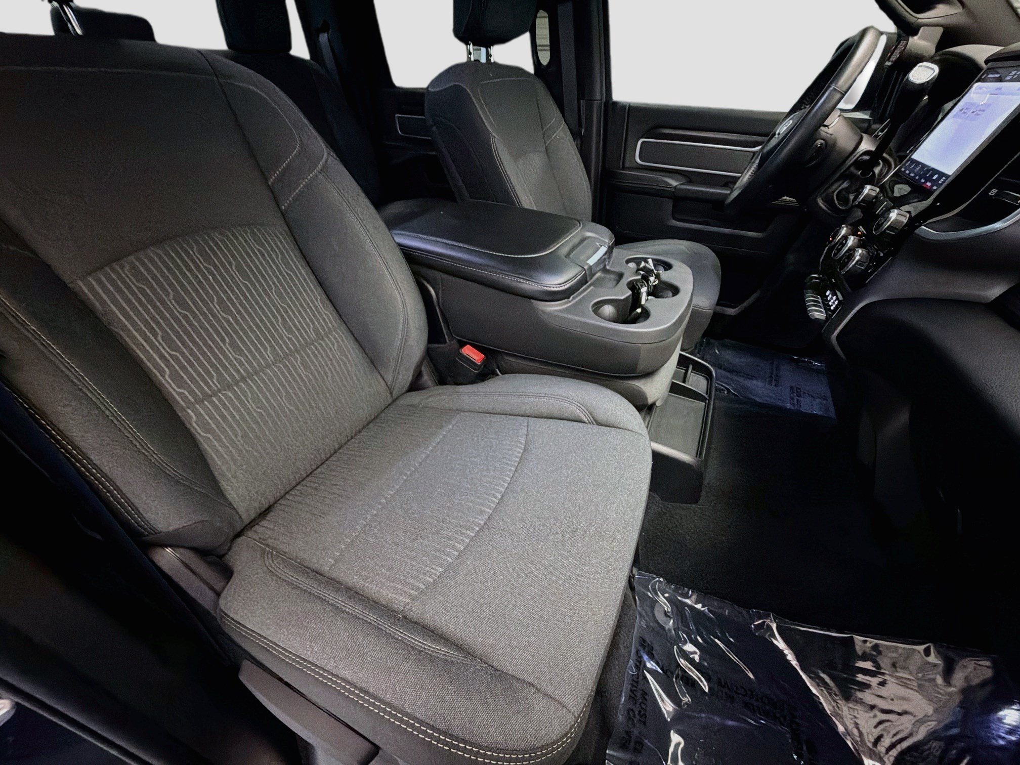 Used 2022 RAM 3500 Big Horn w/ Night Edition AWD/4WD image 16