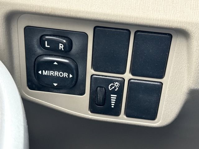 Used 2011 Toyota Prius Three w/ Navigation Pkg image 31