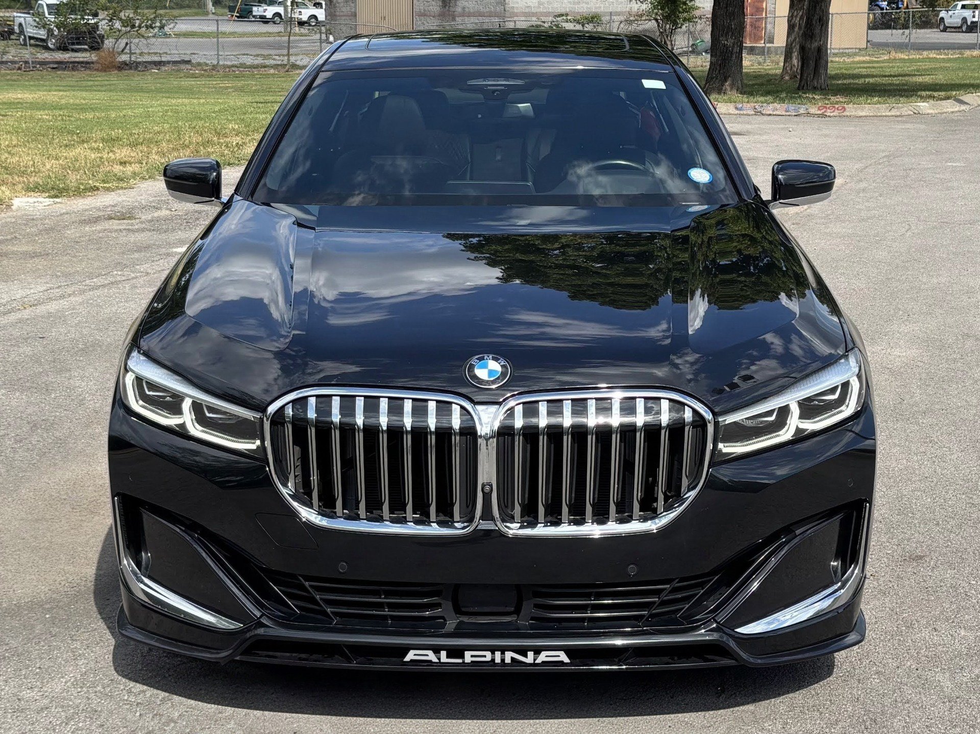 Used 2022 BMW ALPINA B7 xDrive w/ Luxury Rear Seating Package AWD/4WD image 6