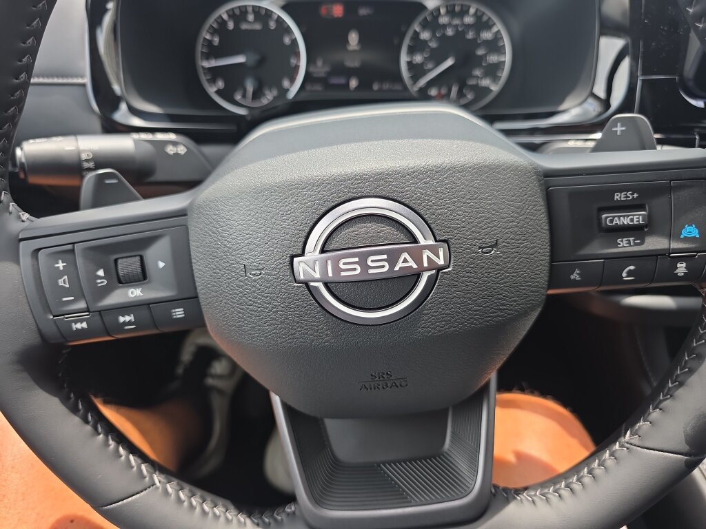 New 2026 Nissan Pathfinder SV FWD image 9