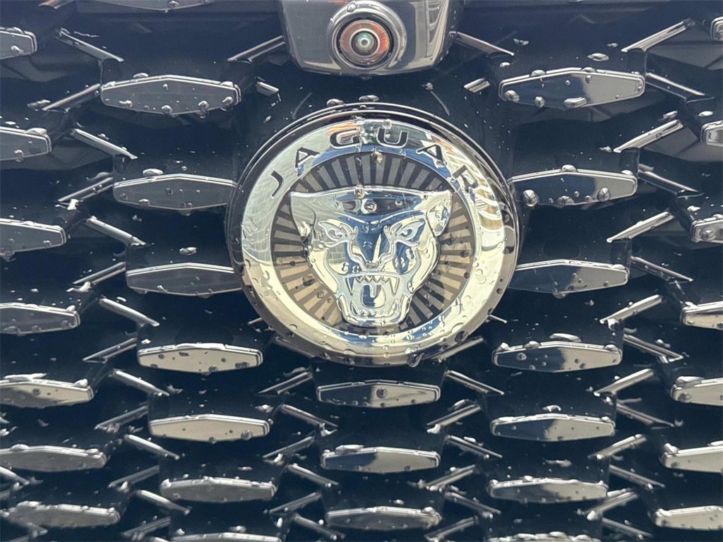 New 2026 Jaguar F-PACE R-Dynamic S image 10