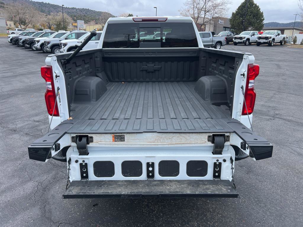 New 2025 Chevrolet Silverado 1500 LT Trail Boss w/ Dark Appearance Package image 13