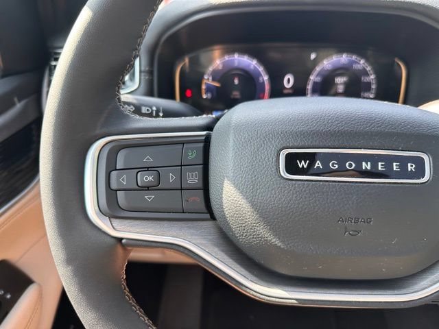 Used 2025 Jeep Wagoneer Series III w/ Premium Group I AWD/4WD image 21