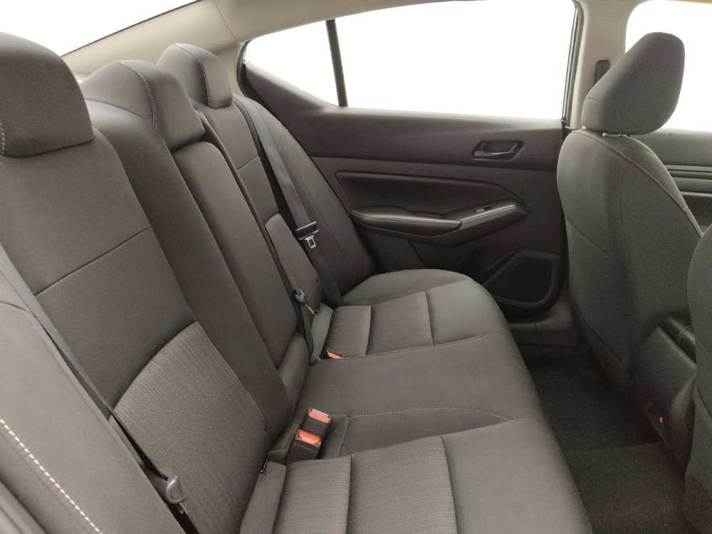 Used 2024 Nissan Altima 2.5 SV image 19