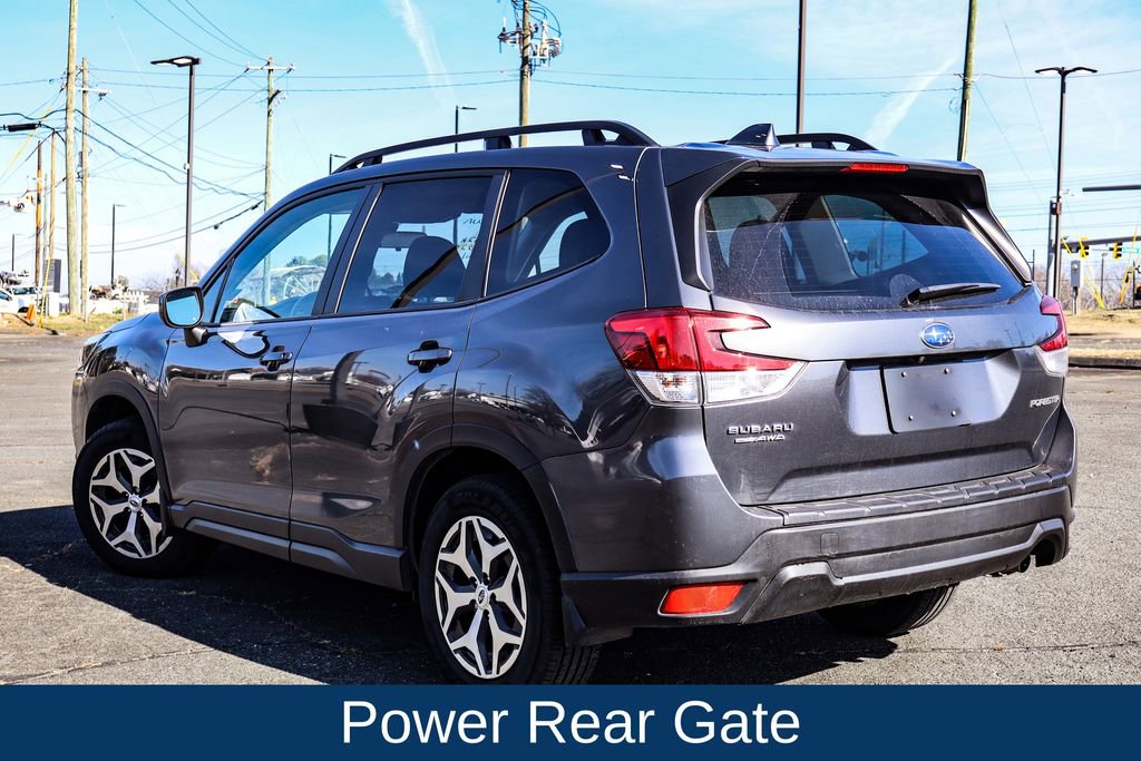 Used 2023 Subaru Forester Premium image 5