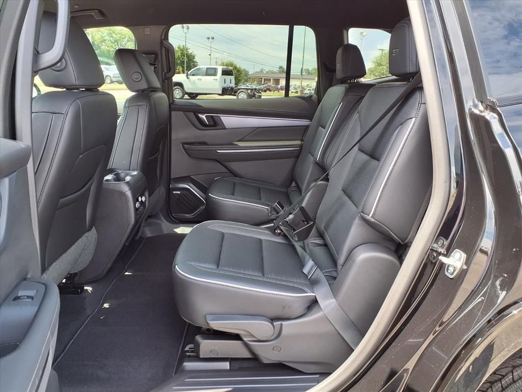 New 2026 Buick Enclave Sport Touring image 5