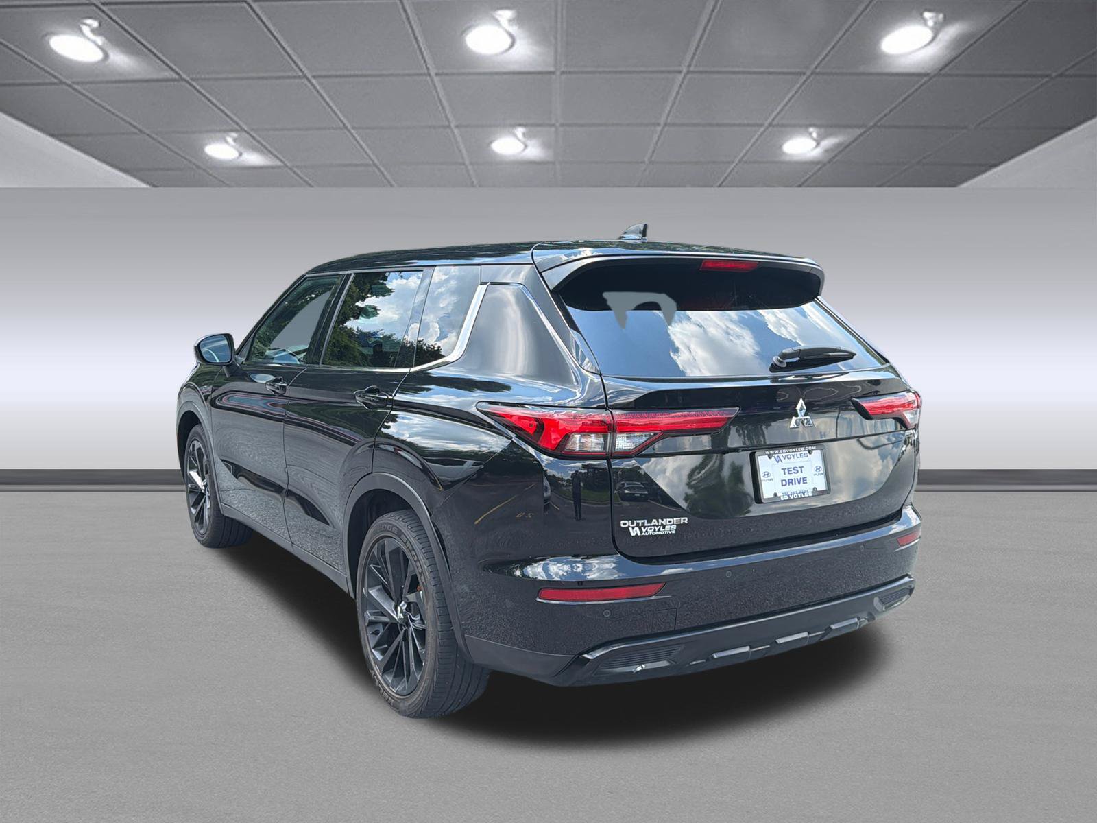 Used 2022 Mitsubishi Outlander SE FWD image 9