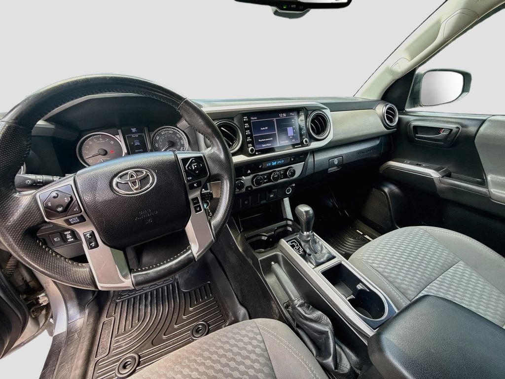 Used 2021 Toyota Tacoma TRD Sport AWD/4WD image 9