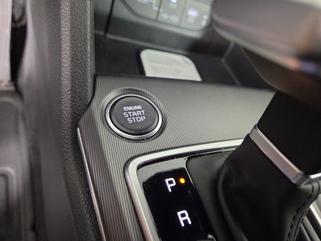 Certified 2026 Kia Sportage EX FWD image 24