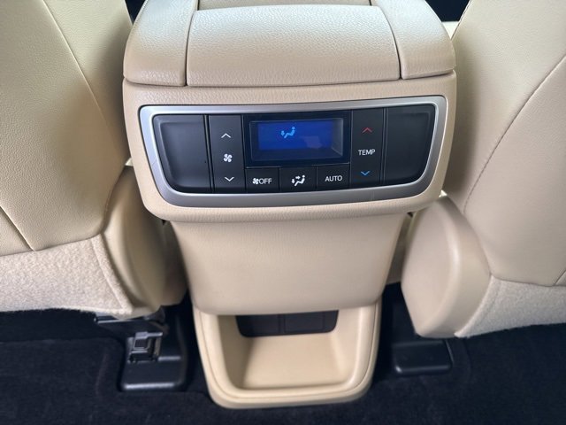 Used 2016 Toyota Highlander Plus image 31