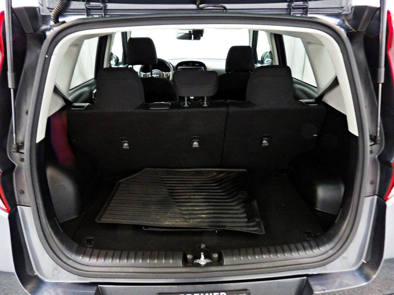 Used 2022 Kia Soul LX w/ Technology Package FWD image 13