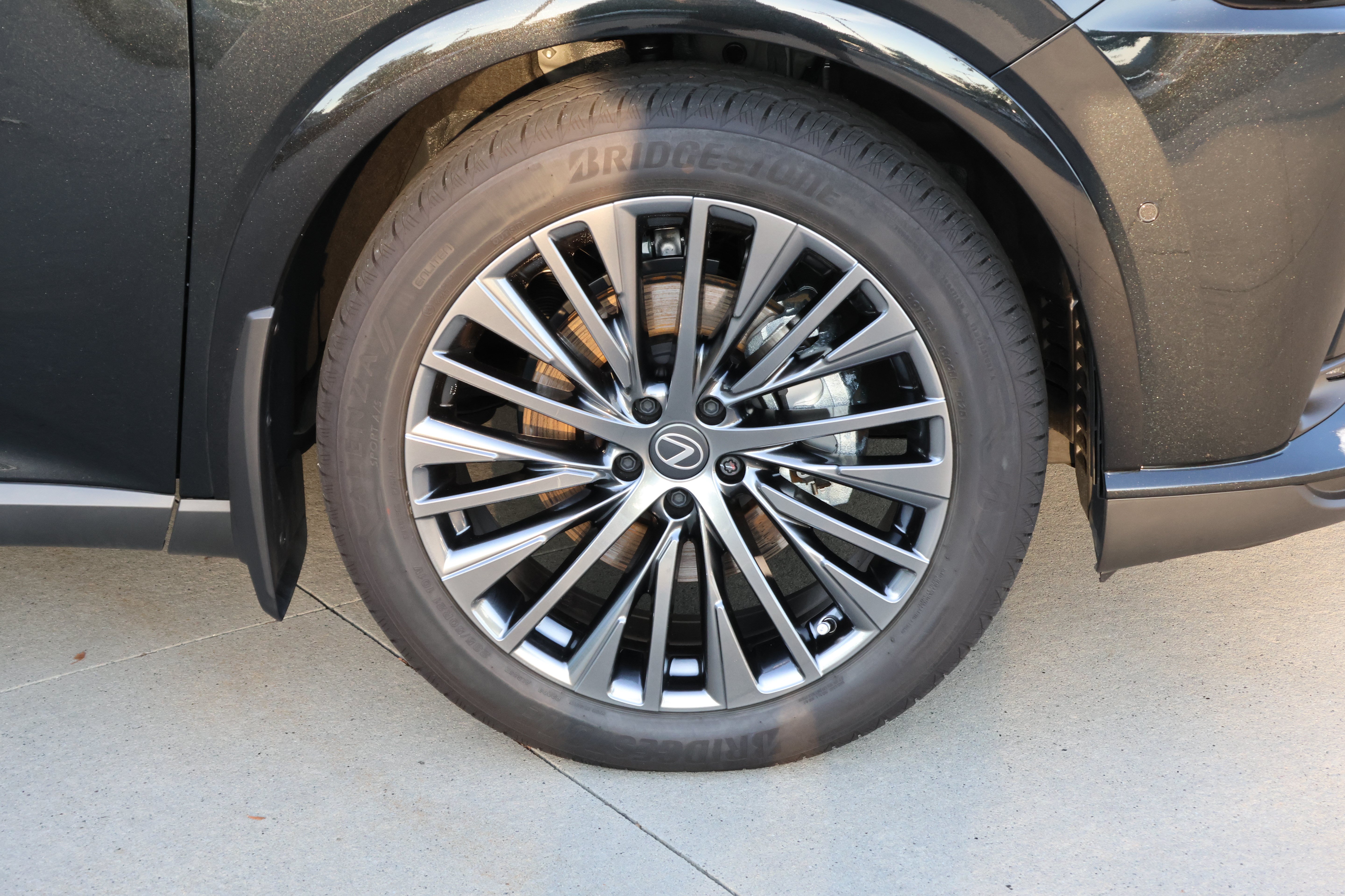 Certified 2026 Lexus RX 450h AWD w/ Convenience Package image 11