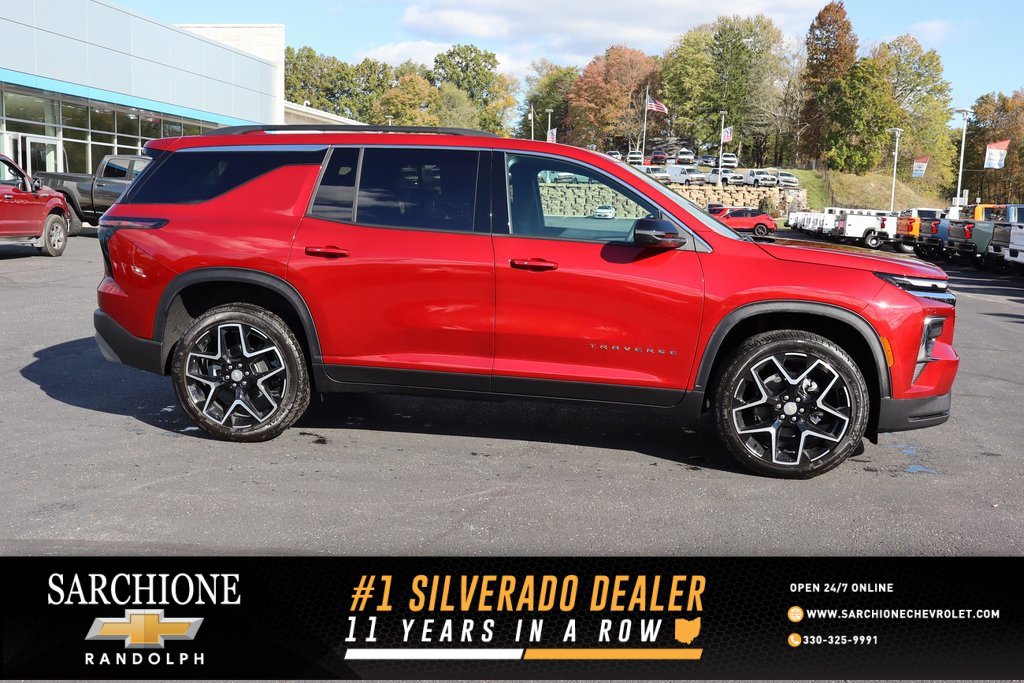 New 2026 Chevrolet Traverse LT w/ LPO, Floor Liner Package