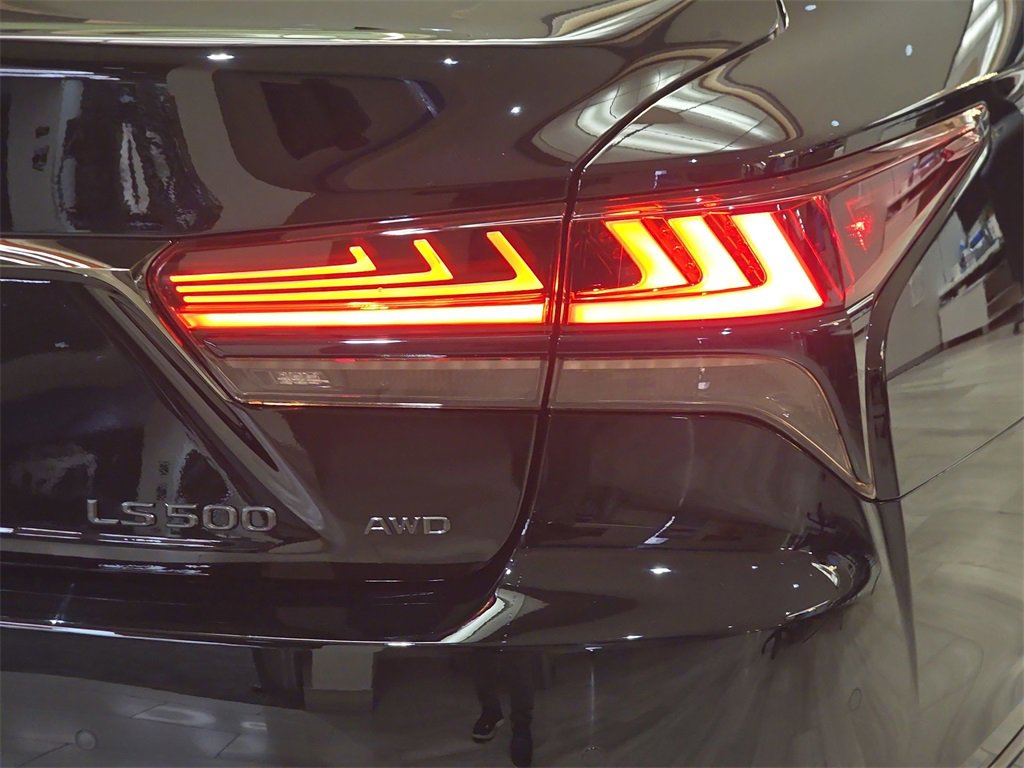 New 2026 Lexus LS 500 AWD image 35