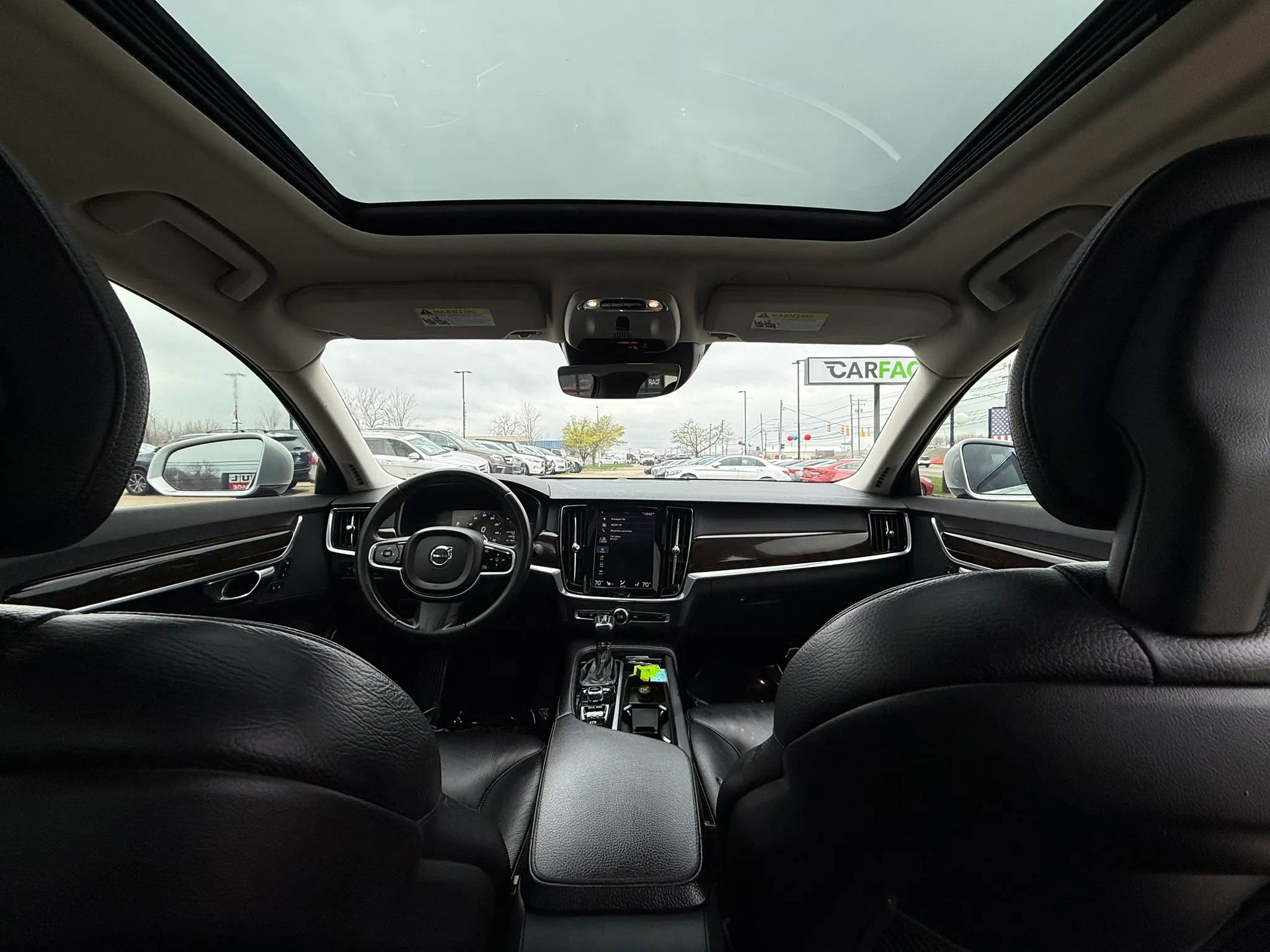Used 2017 Volvo S90 T5 Momentum w/ Protection Package FWD image 26