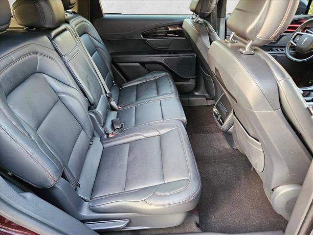 Used 2024 Lincoln Nautilus Premier w/ Jet Appearance Package image 19