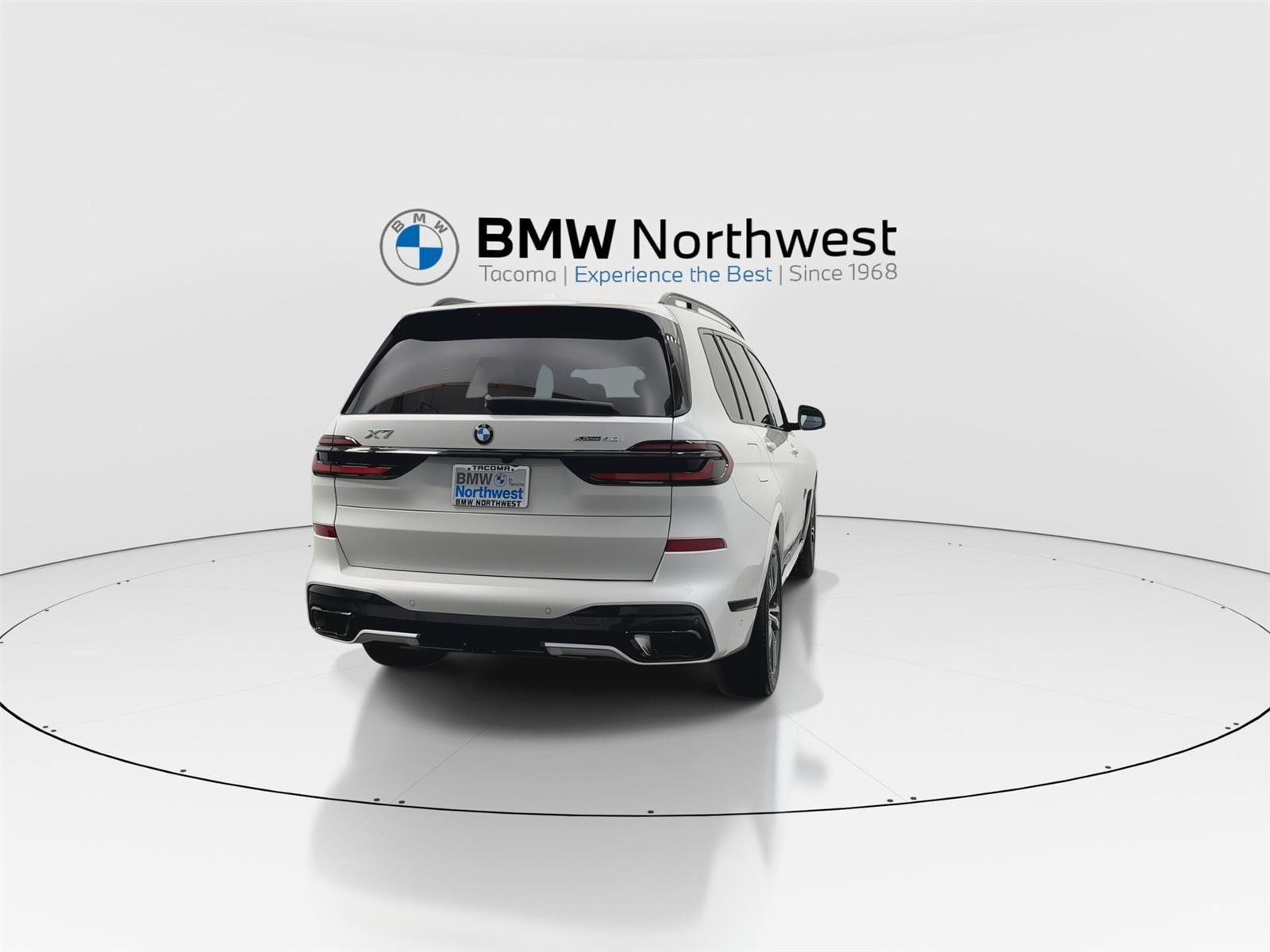 New 2026 BMW X7 xDrive40i w/ M Sport Package image 2