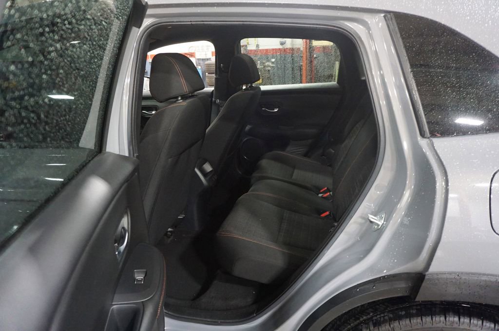 Used 2023 Honda HR-V Sport image 11