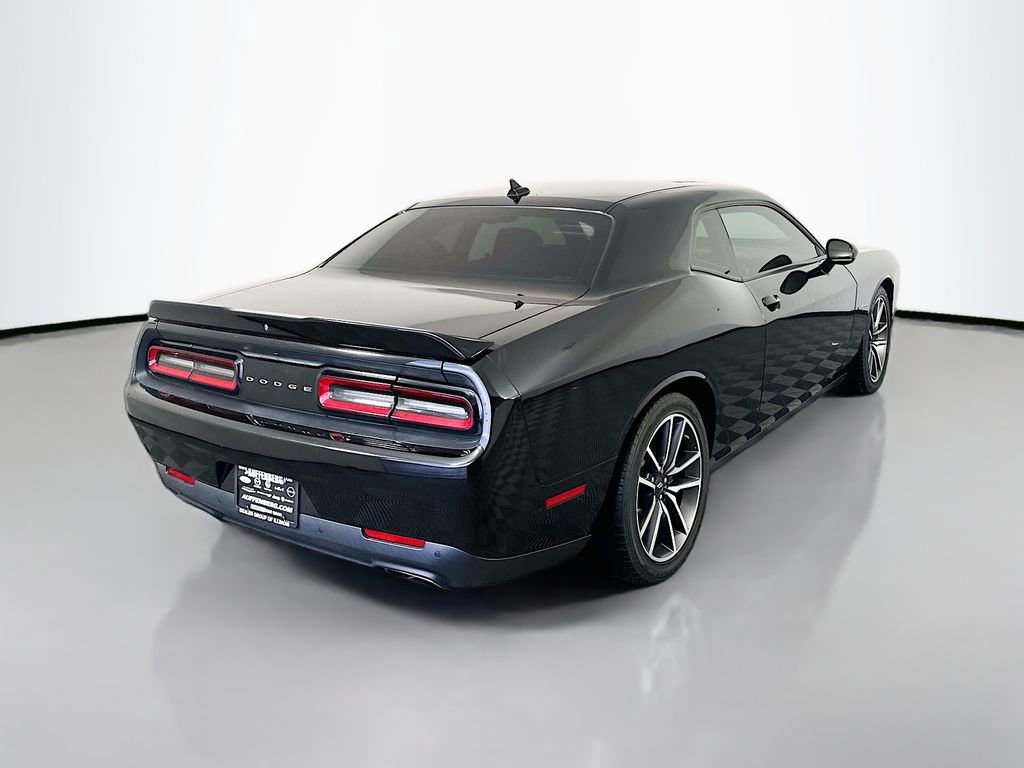 Used 2022 Dodge Challenger R/T w/ Plus Package image 7