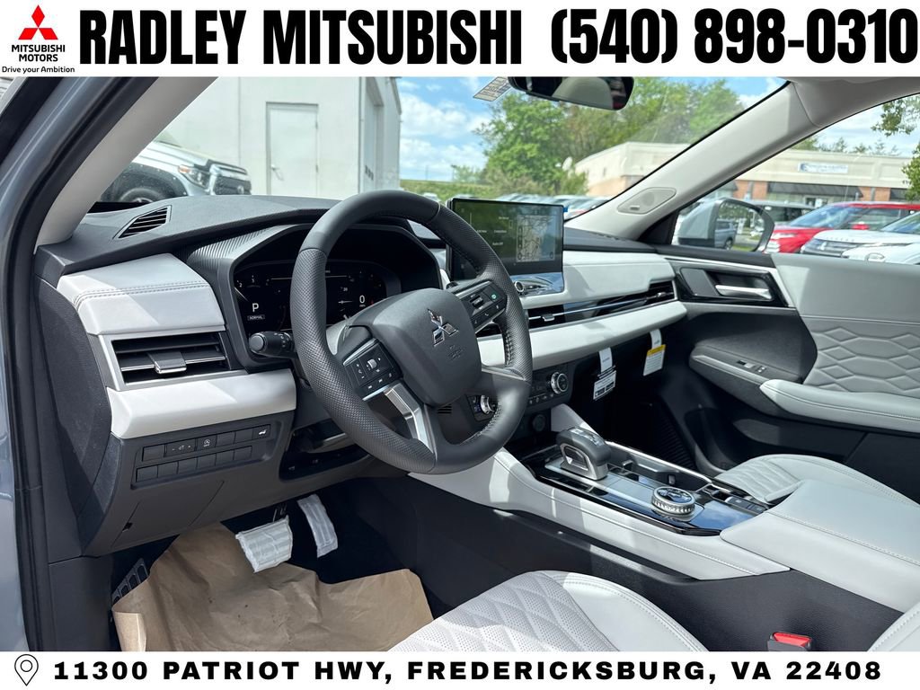 New 2026 Mitsubishi Outlander SEL image 4