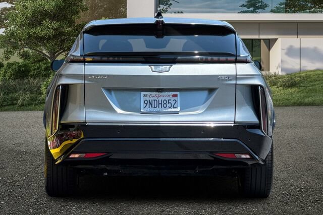 Certified 2024 Cadillac Lyriq Luxury w/ LPO, Floor Liner Package RWD image 5