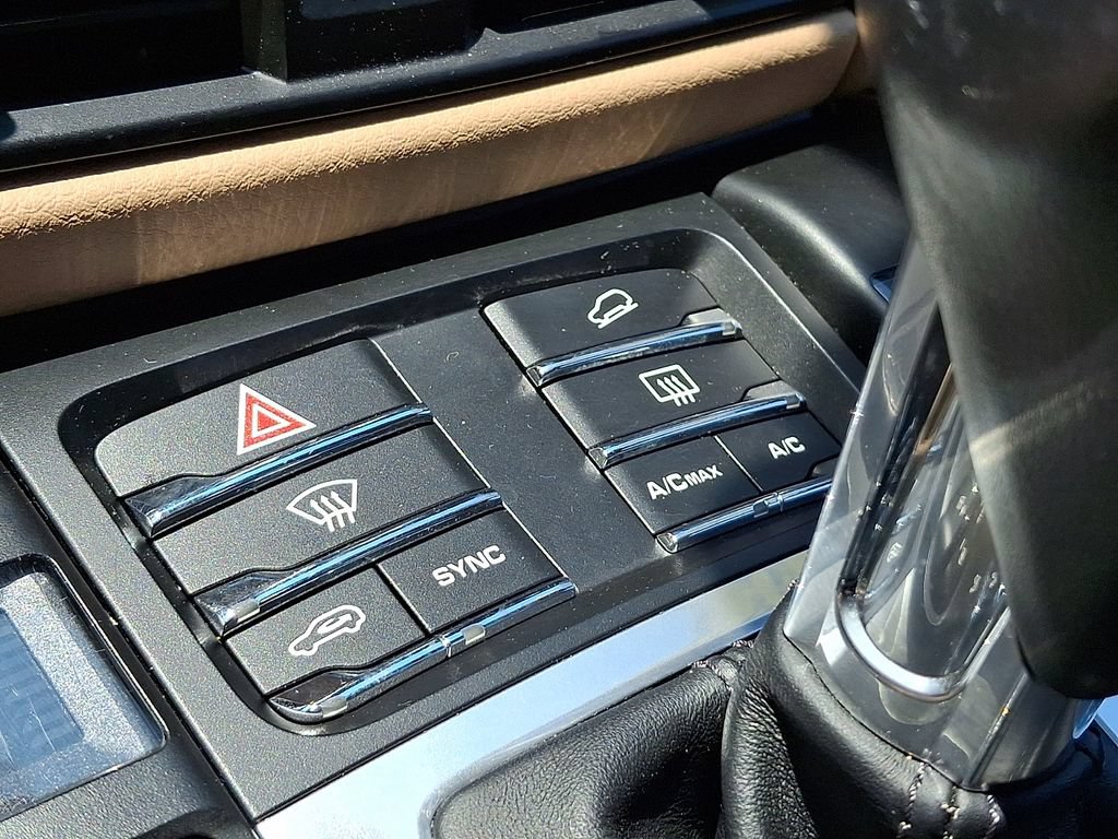 Used 2019 Porsche Macan AWD/4WD image 26