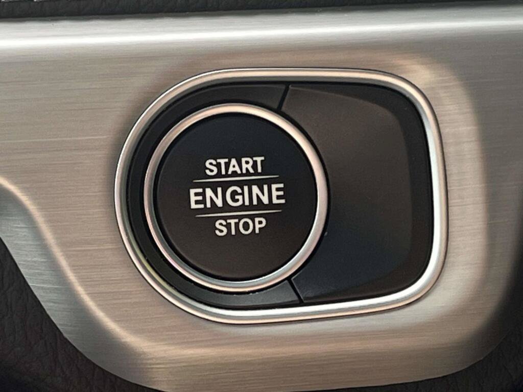 Certified 2024 Mercedes-Benz G 550 image 34