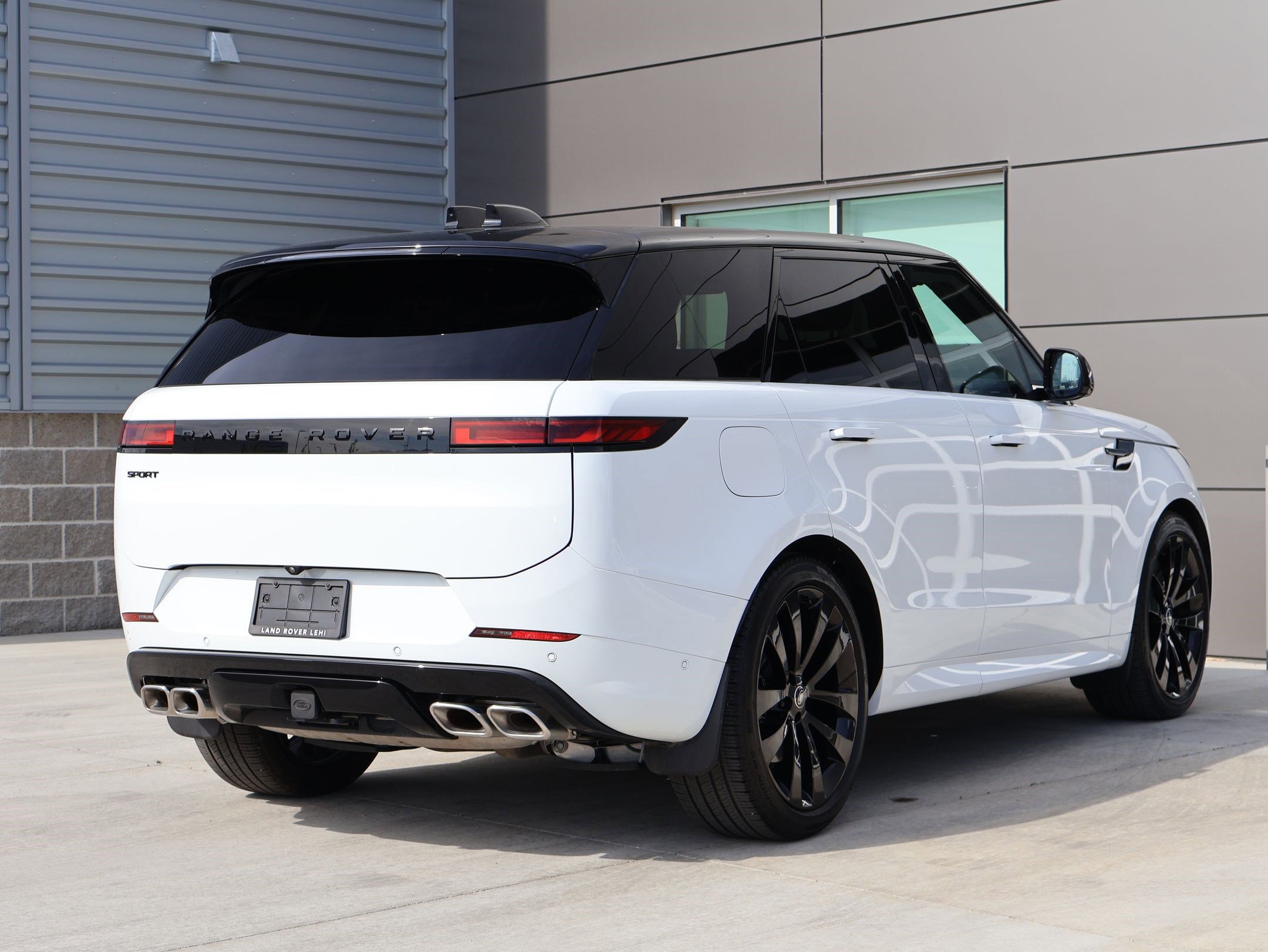 Certified 2025 Land Rover Range Rover Sport Dynamic SE AWD/4WD image 7
