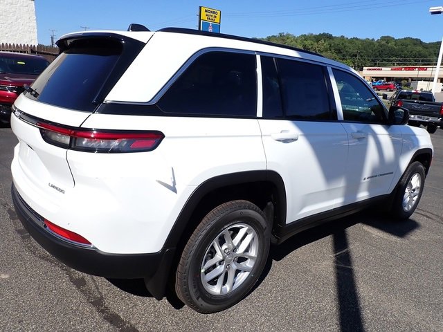 New 2025 Jeep Grand Cherokee Laredo w/ Luxury Tech Group I image 7