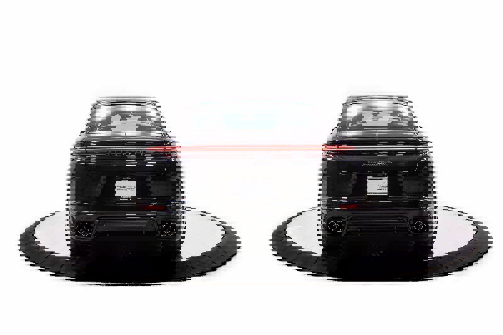 New 2026 Porsche Panamera GTS image 6