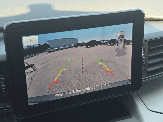 Used 2024 Ford Explorer XLT RWD image 30