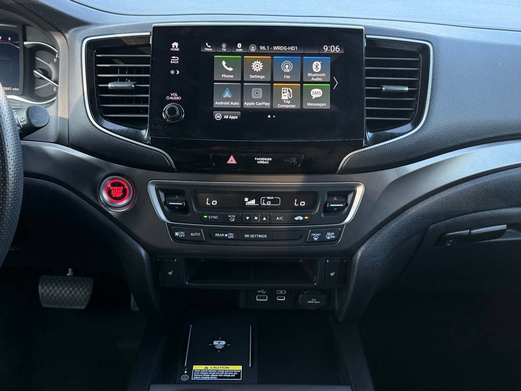 Certified 2025 Honda Passport EX-L image 16