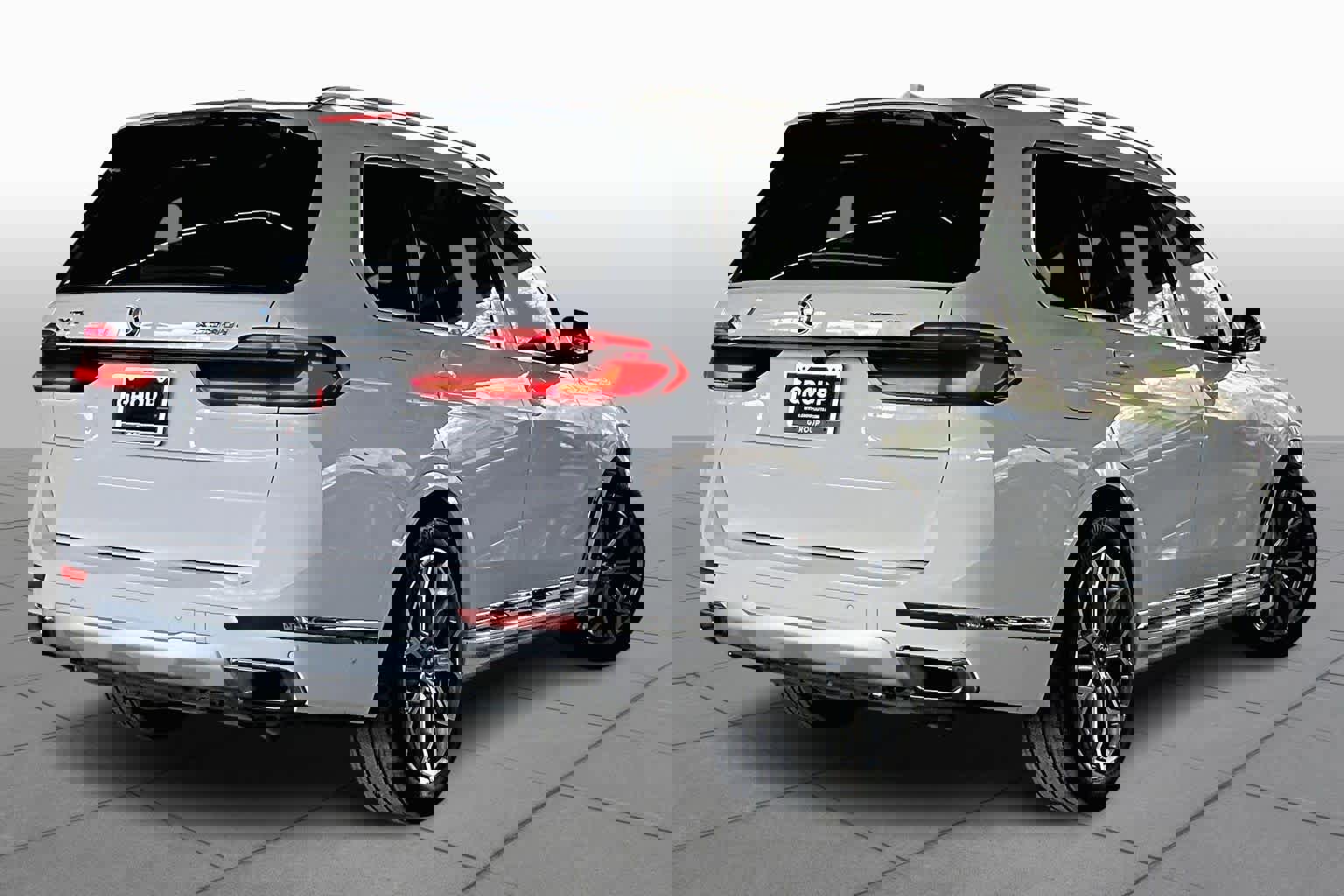 Used 2026 BMW X7 xDrive40i image 12