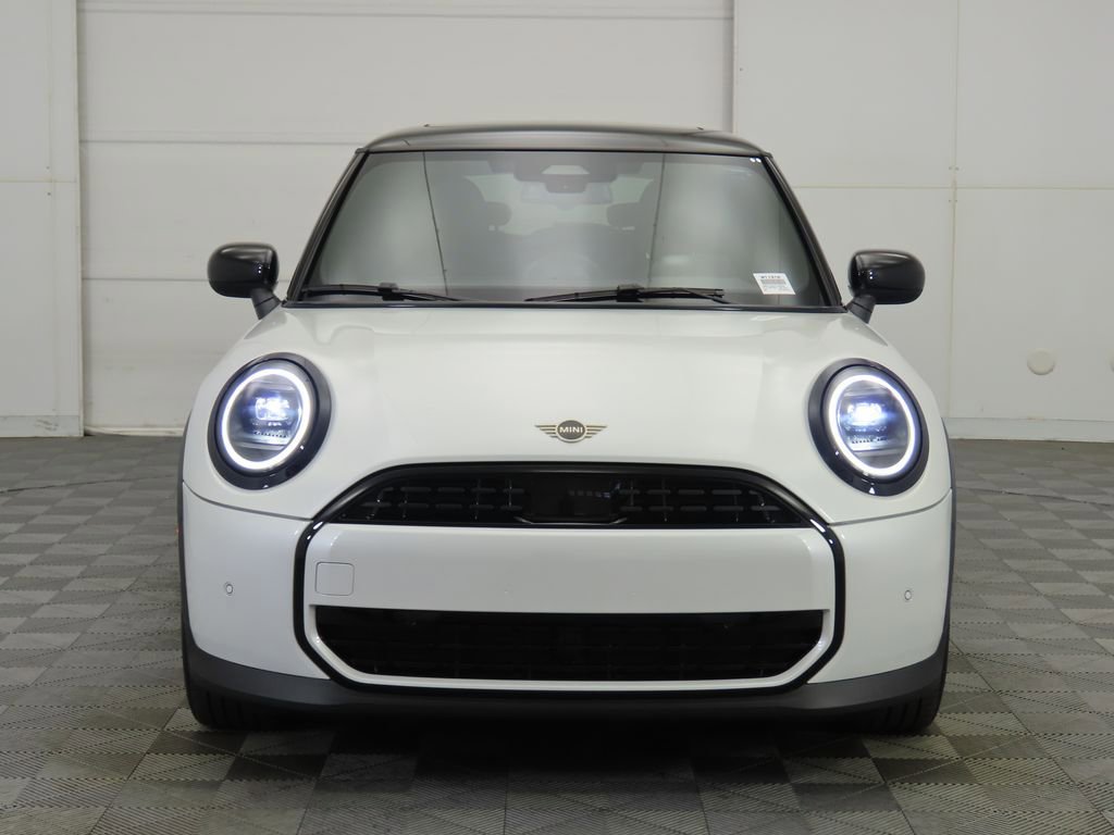 Used 2026 MINI Cooper 2-Door Hardtop image 2