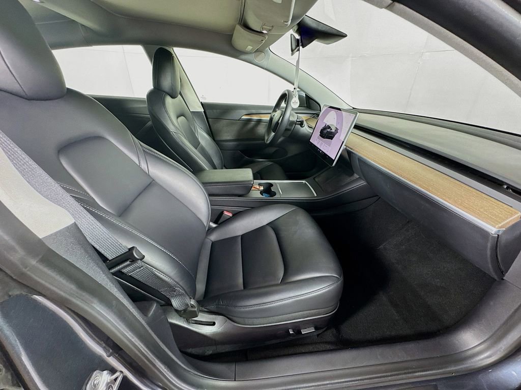Used 2022 Tesla Model 3 Long Range AWD/4WD image 31