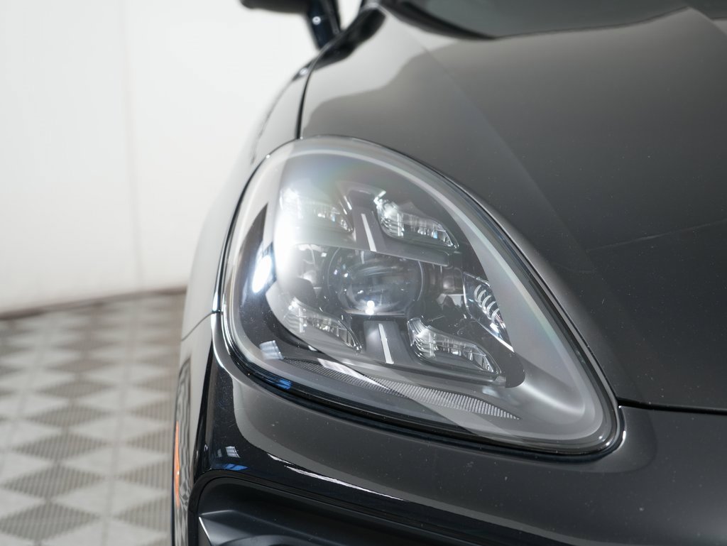 Certified 2021 Porsche Cayenne GTS image 11