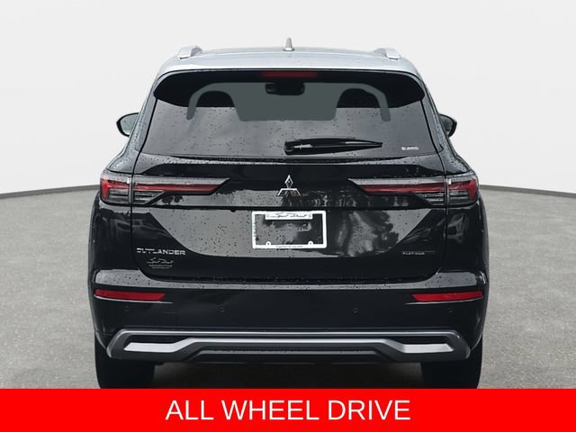 Used 2025 Mitsubishi Outlander AWD image 6