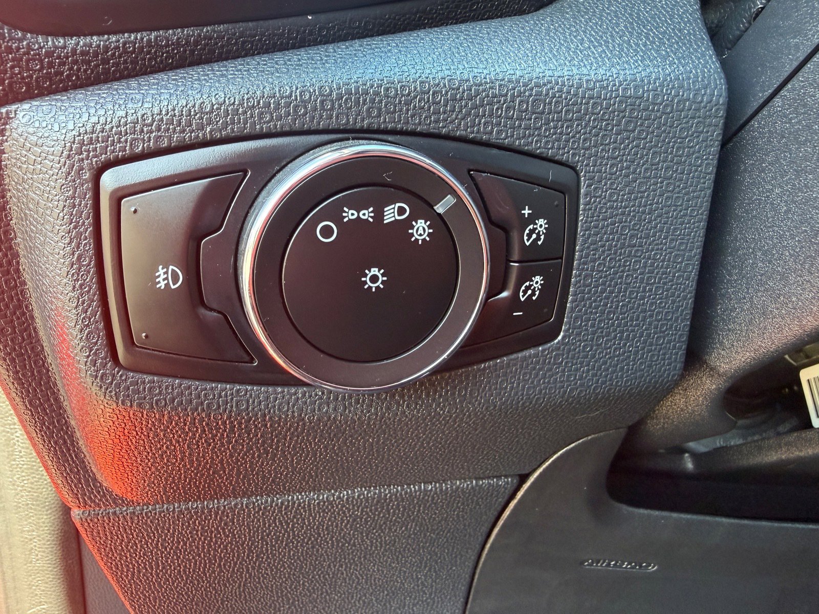 Used 2019 Ford EcoSport SE image 29