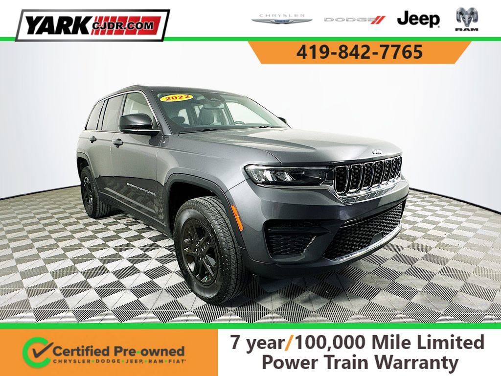 Certified 2022 Jeep Grand Cherokee Laredo w/ Luxury Tech Group I